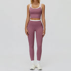 סט חזייה ולגינס דגם Carys